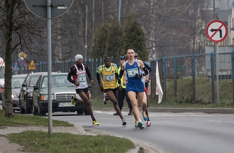 Półmaraton dookoła Jeziora Żywieckiego