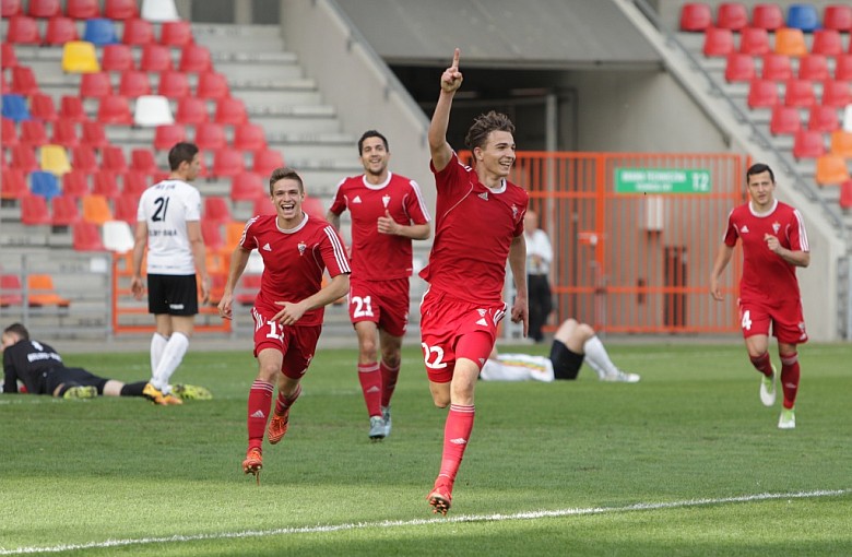 Rezerwy Górnika Zabrze pokonały BKS