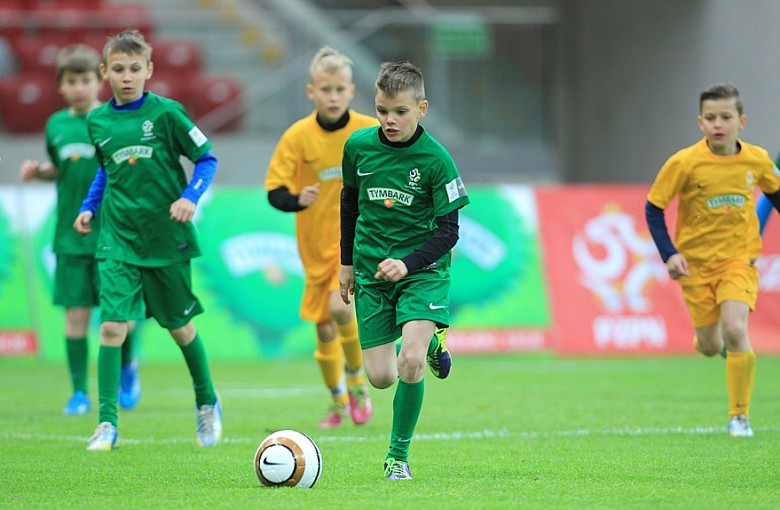 Z Podwórka na Stadion