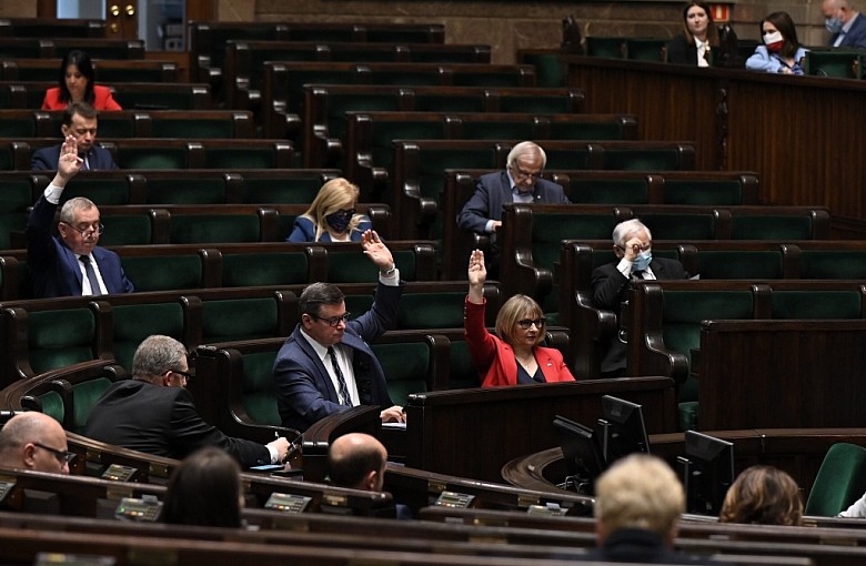 Sejm odrzucił uchwałę Senatu w sprawie ustawy o głosowaniu korespondencyjnym