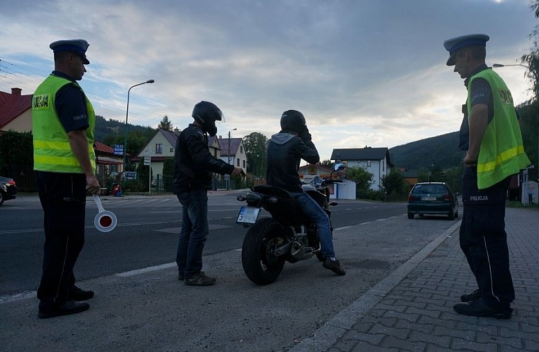 Kolejny pościg za motocyklistą