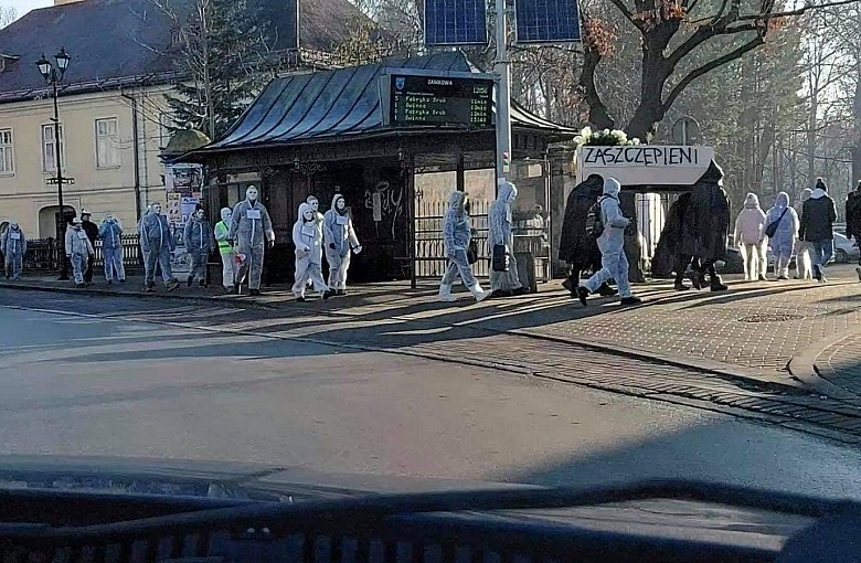 Żywiec. Protest przeciwko szczepieniom na COVID